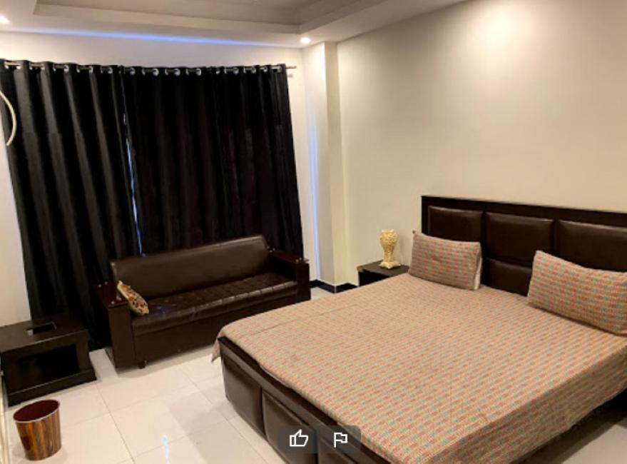 Evergreen Inn Rawalpindi Bagian luar foto